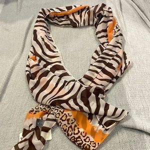 D&Y scarf / headband NWT